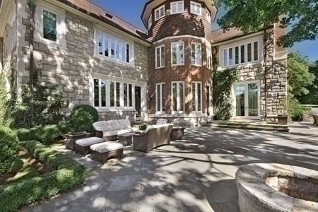 Greenwich_CT_mansion