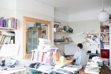 cluttered_home_office