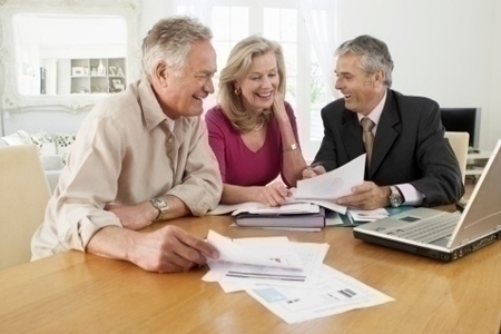 retirement_planning_couple_advisor