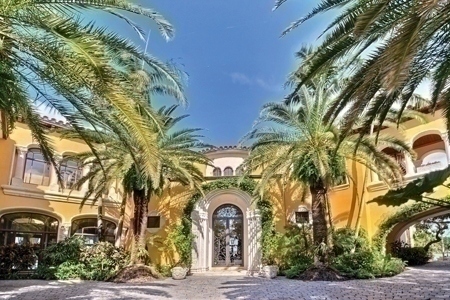 Fort_Lauderdale_palace