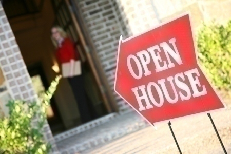 open_house_sign_agent
