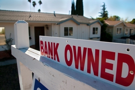 One in Four U.S. Foreclosures Are ‘Zombies’ Vacated by Homeowner