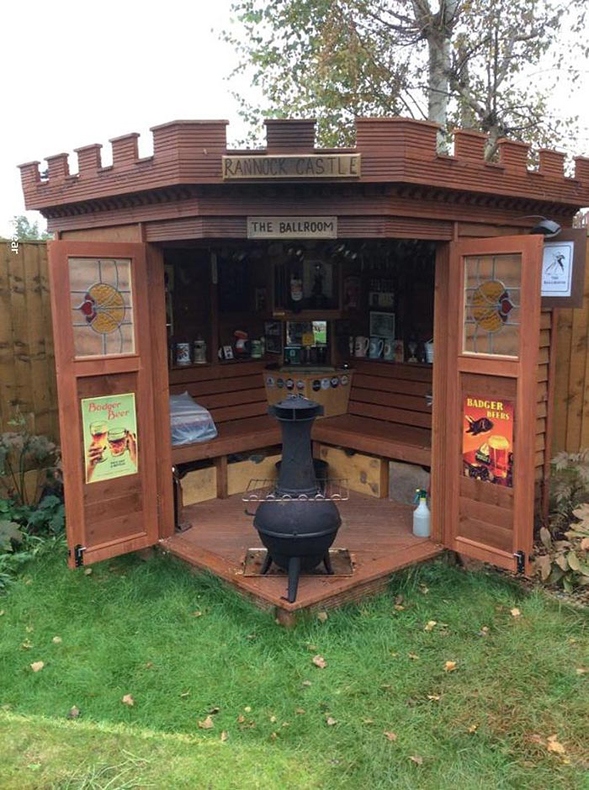 Is Your Shed Not Pouring You Enough Beer? Convert It into a Pub Shed!