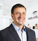 Service and Integrity in Today’s Luxury Market