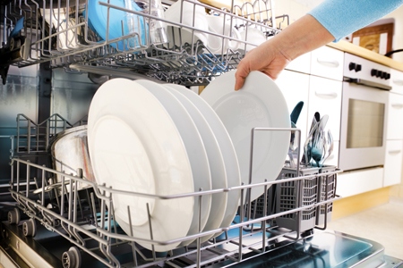 Living Smart: 4 Tips to Keep Your Dishwasher from Breaking