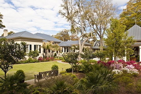 Butter Queen Paula Deen Lets Go of Georgia Estate