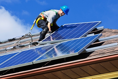 White House Makes Solar Power Accessible to Lower-Income Households