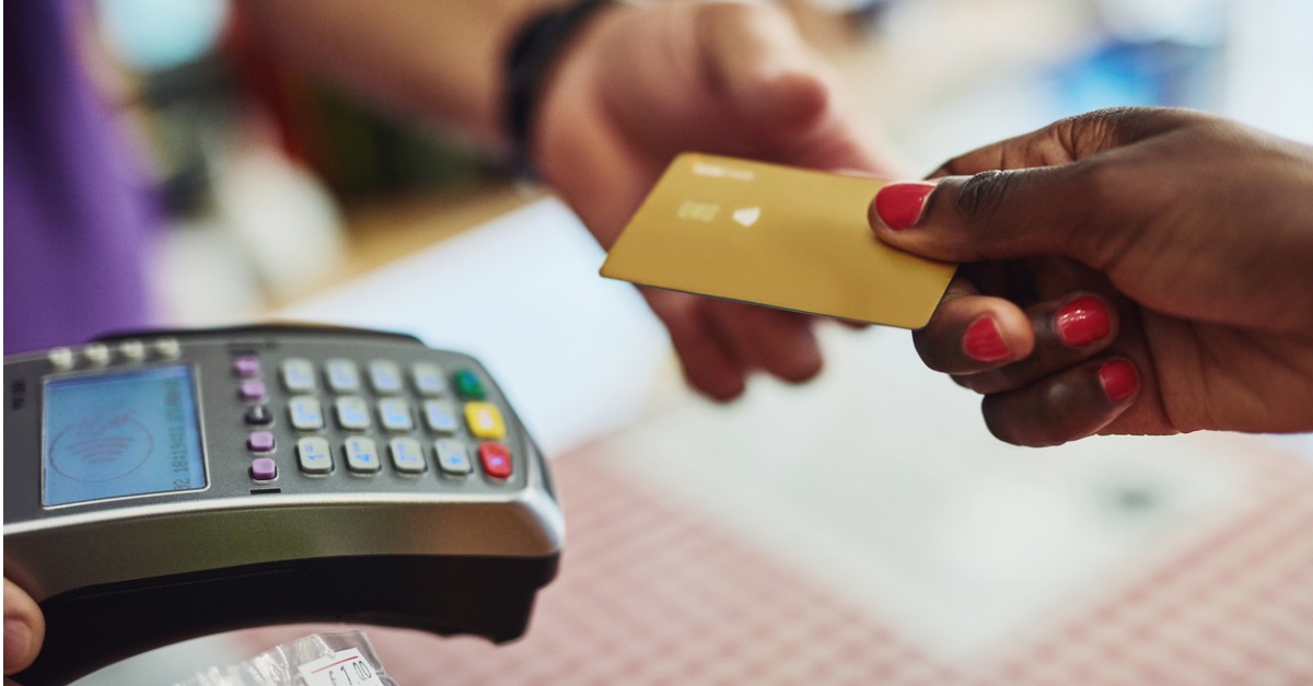 4 Places to Avoid Debit Card Usage