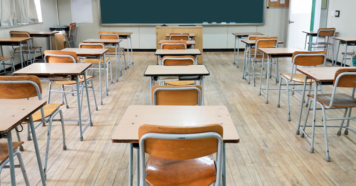 Moving in the Middle of the School Year – A Good Idea?