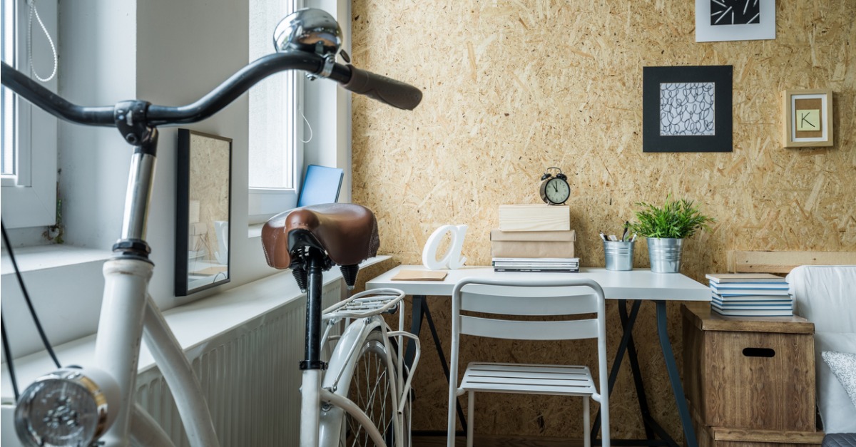 Creating an Office Space in Small Quarters