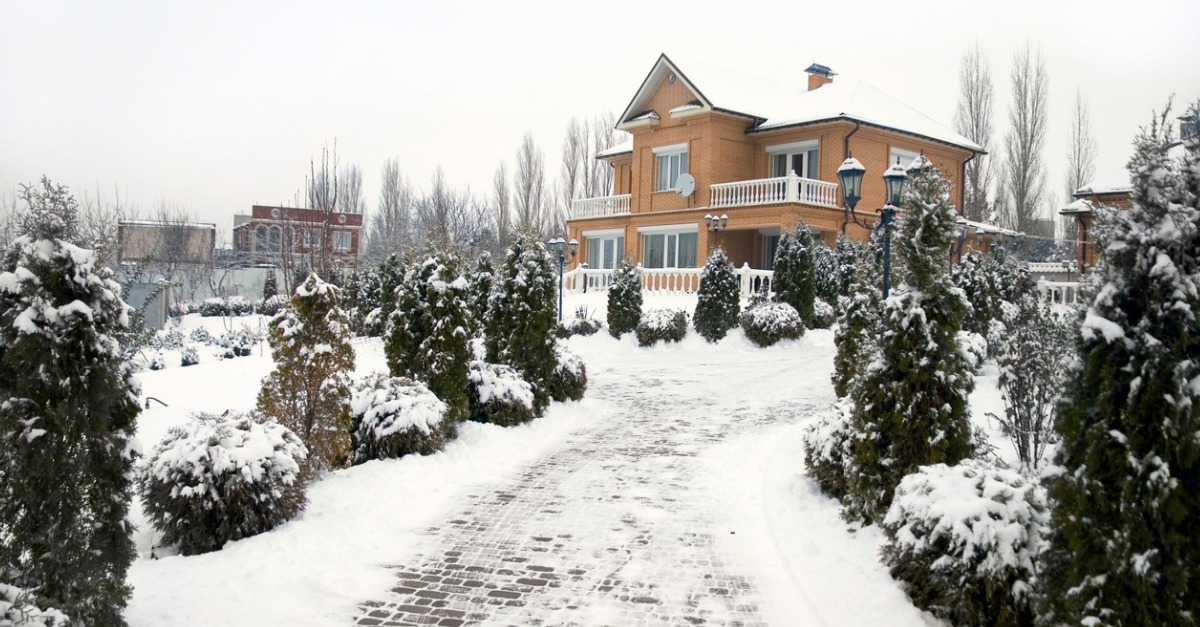 Study Up on Proper Winter Home Staging This Weekend