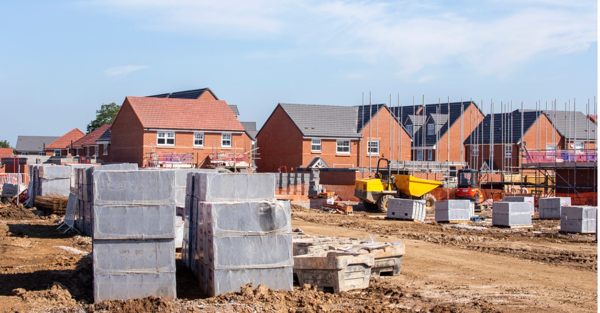 What to Know When Moving Into a New Construction Neighbourhood