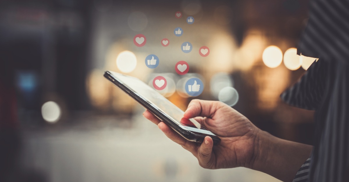 How to Use the Weekend to Bolster Your Social Media Presence