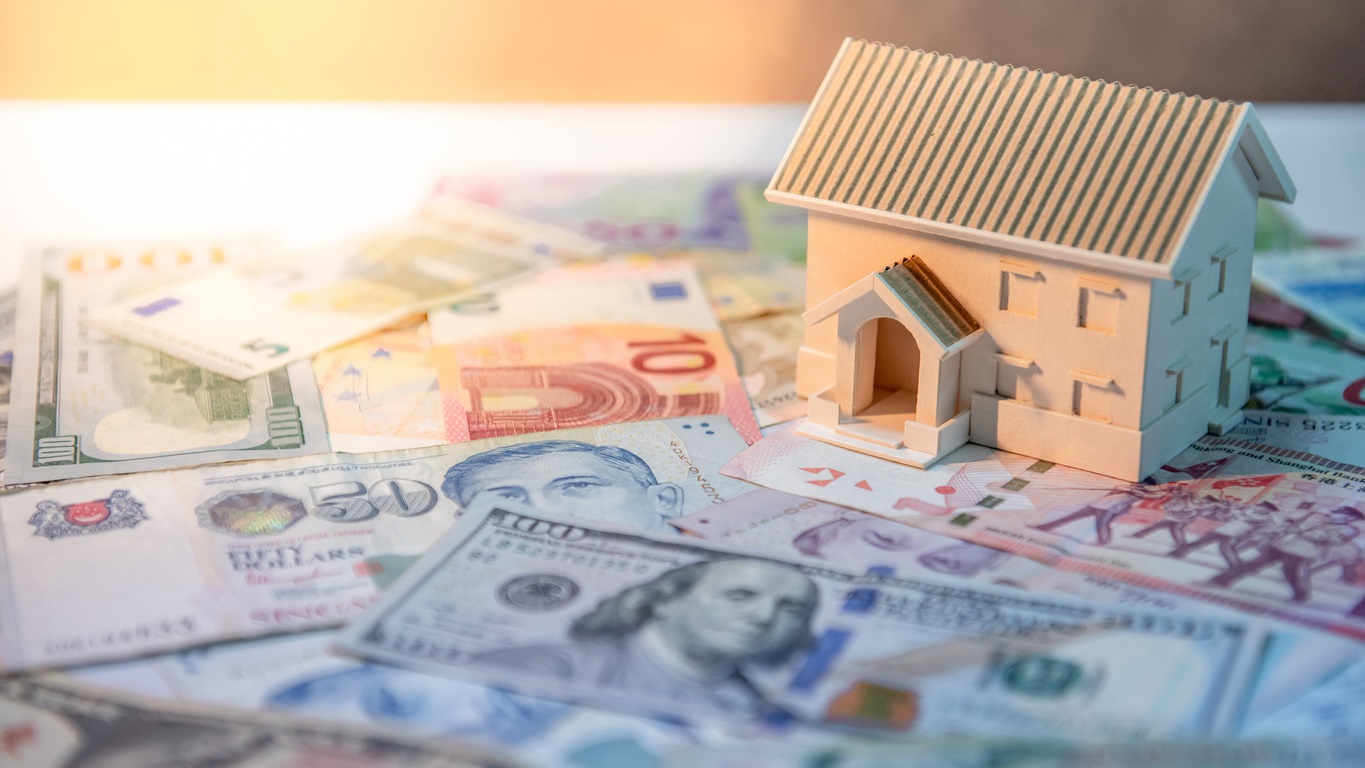 Foreign Home-Buying Plummets as Chinese Dollars Dwindle