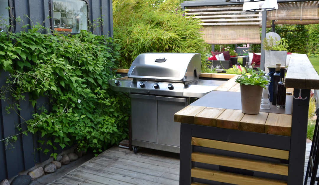 The 5 Characteristics of an Outstanding Outdoor Kitchen