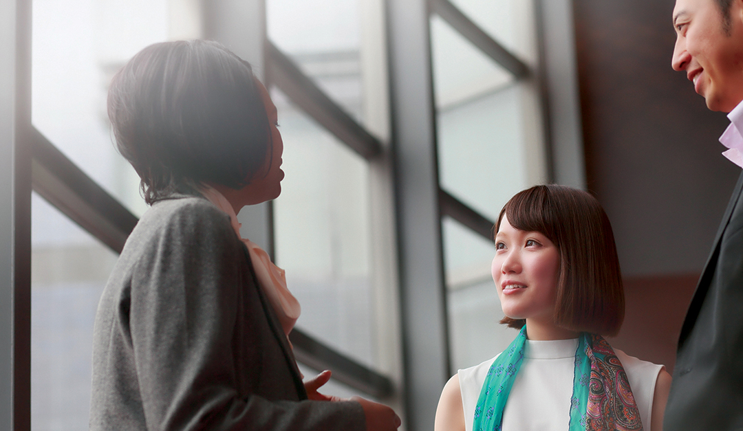 What to Know About Working With Affluent International Buyers