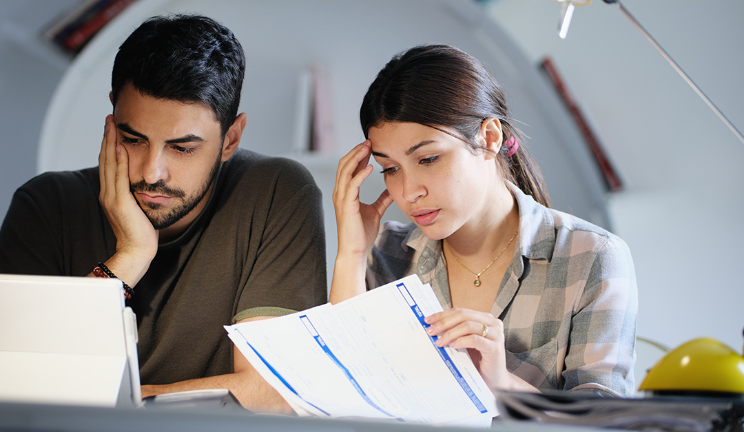 4 Signs You’re Headed Toward Financial Ruin