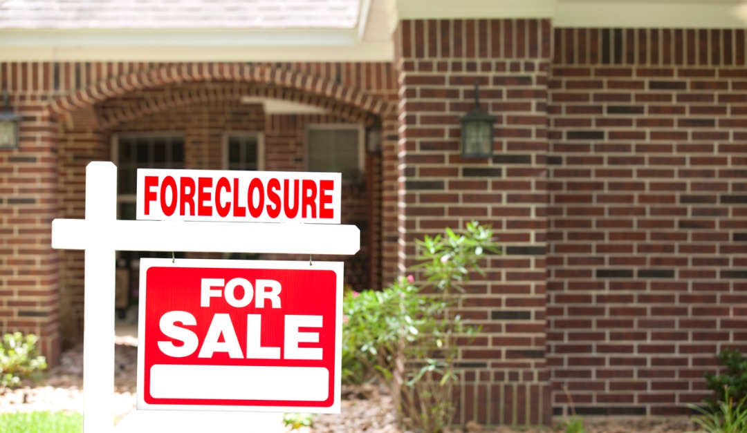 4 Things to Know When Buying a Foreclosed Home