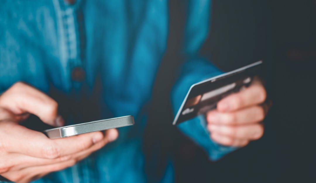 4 Types of Phone Apps That Encourage Impulsive Spending