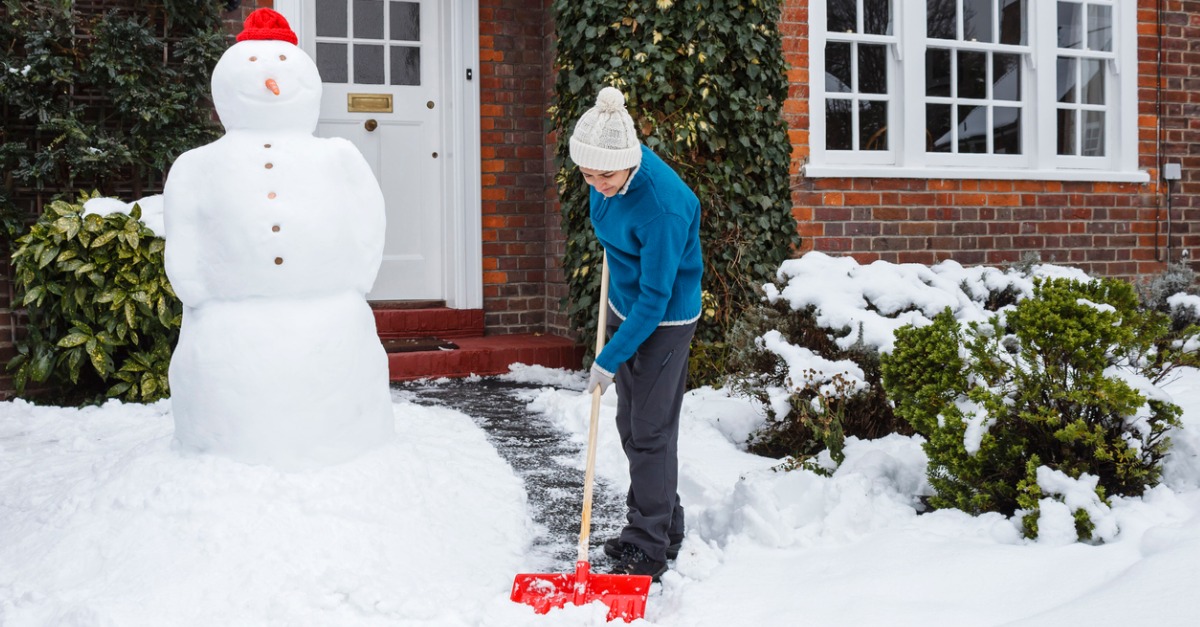 3 Tips for Staging a Home During Winter