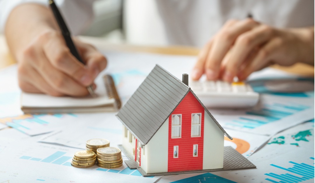 7 Insurance Factors to Consider When House Hunting