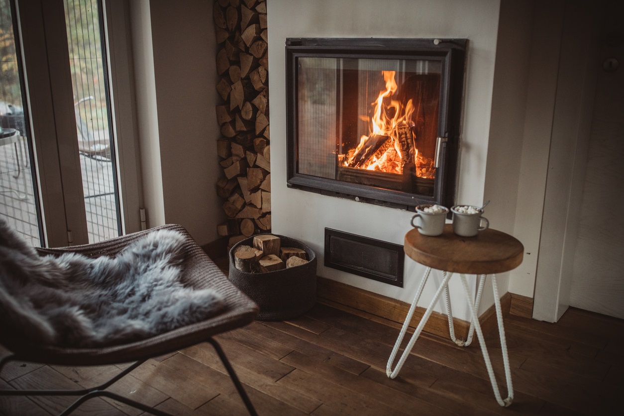 Study Up on Proper Winter Home Staging This Weekend