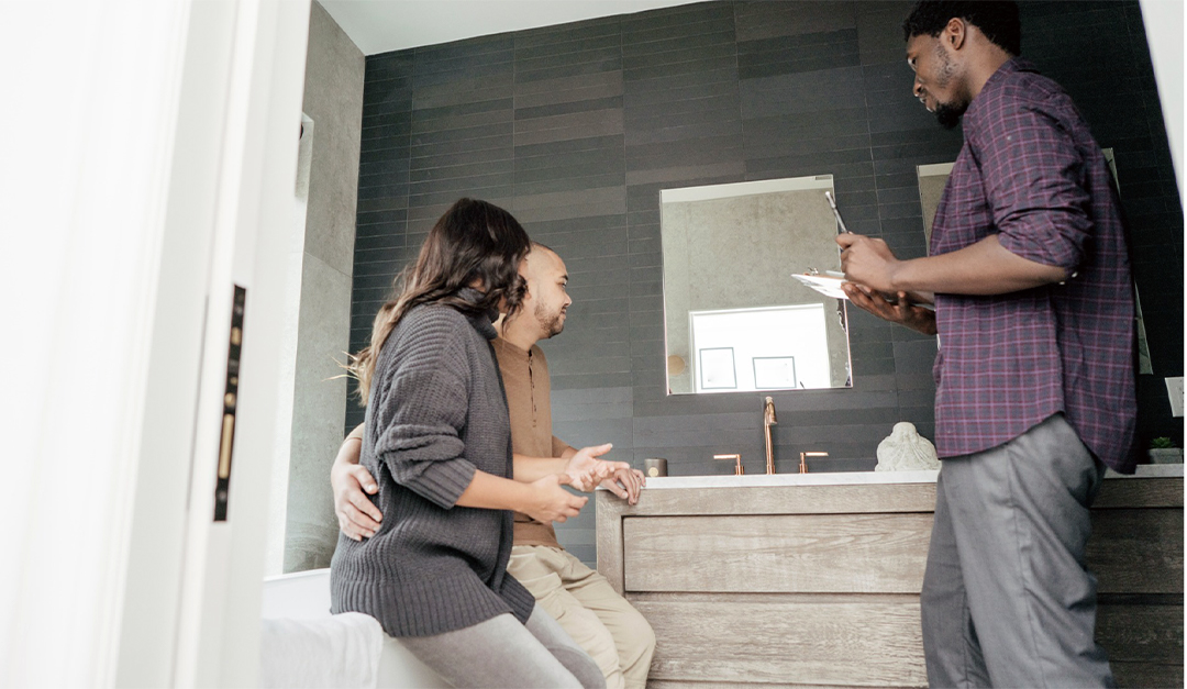 Pros and Cons of Having a Master Bathroom