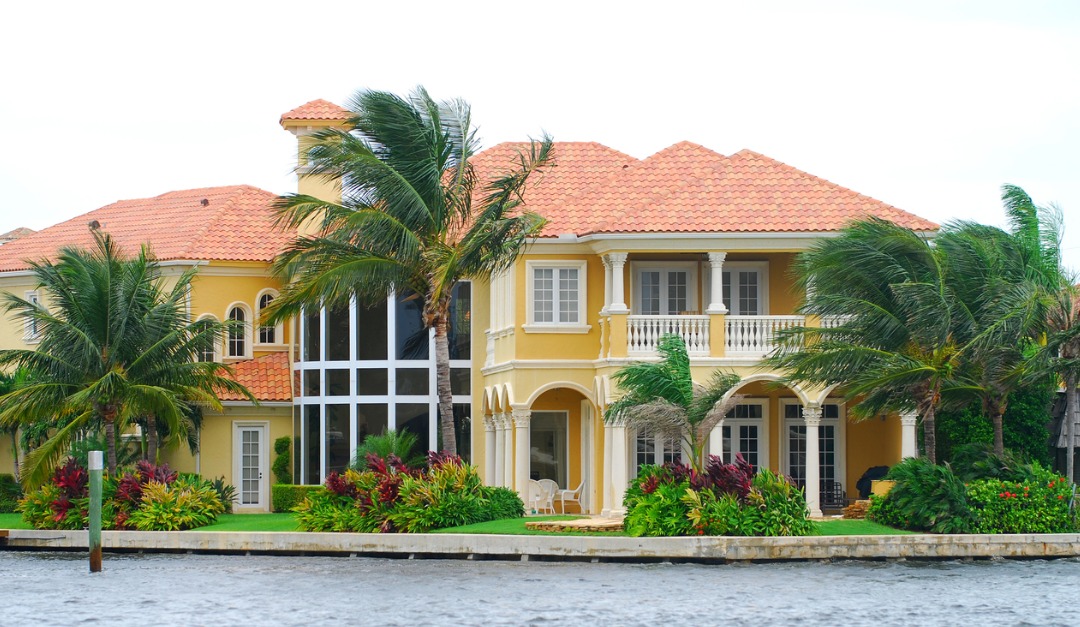4 Tips for Buying Waterfront Property