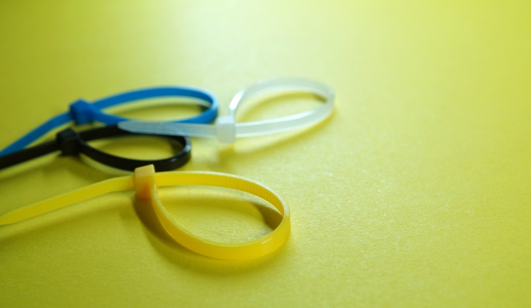 6 Nifty Zip Tie Hacks for Your Home