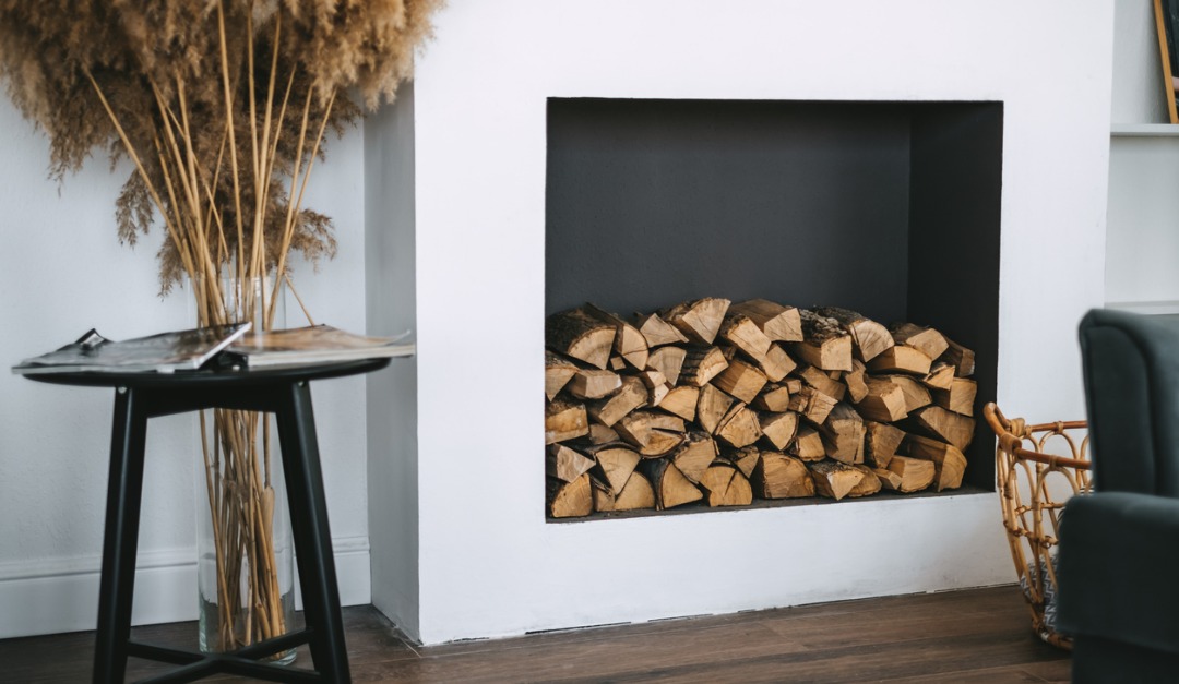 3 Ways to Decorate a NonWorking Fireplace — RISMedia