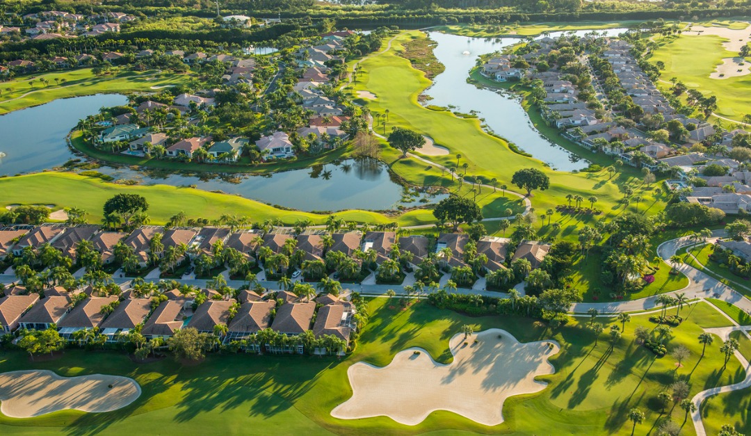4 Things to Consider Before Buying Property in a Golf Community