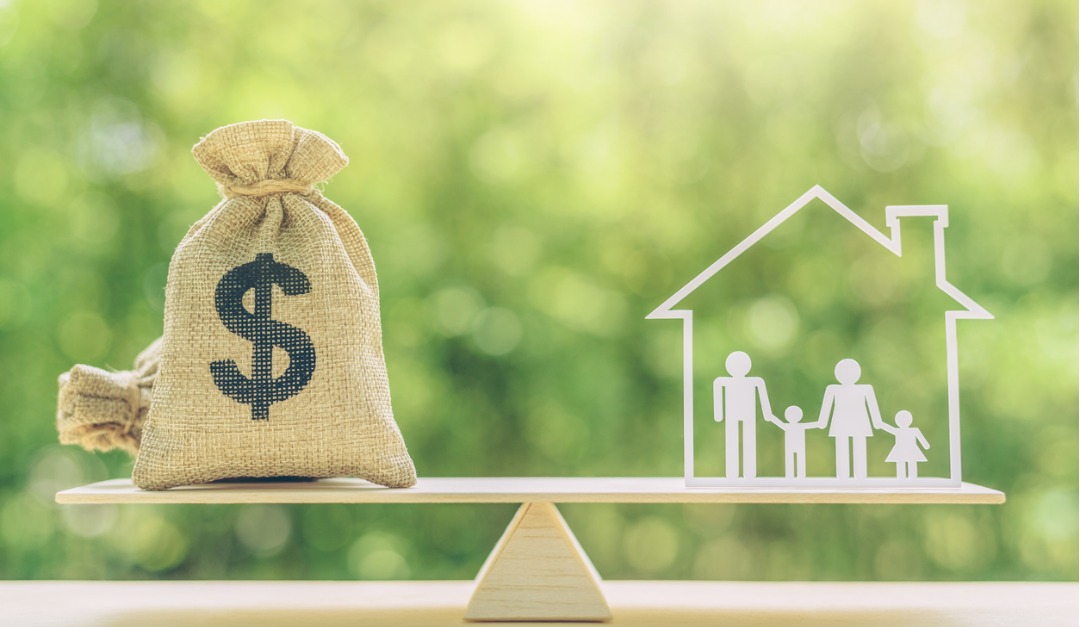 Why It’s Important to Build an Emergency Fund Before You Buy a House