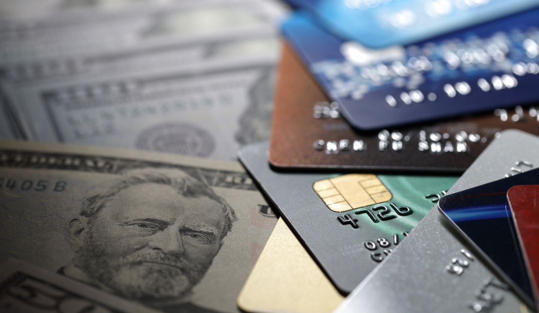 Should You Use a Credit Card or Rely on Cash Only?