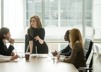 How Female C-Suite Execs Lead to Win