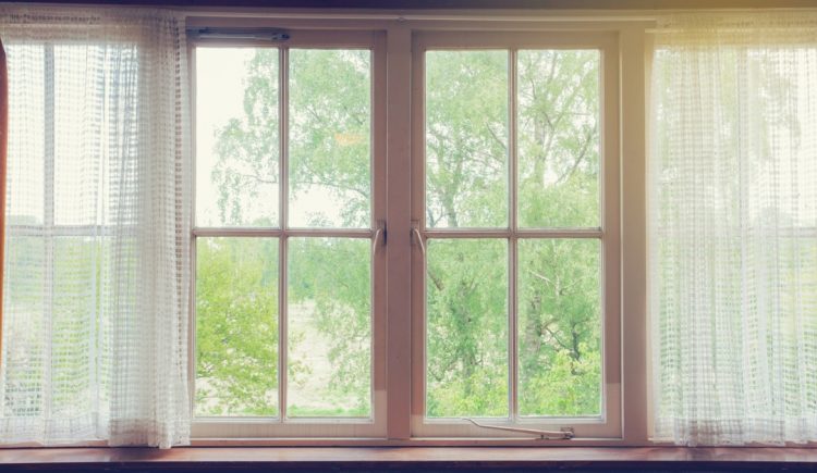 What to Do If Your New House Has a Window That is Painted Shut