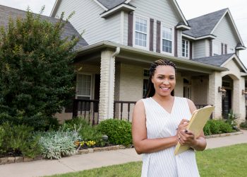 Who Are REALTORS®? NAR Member Profile Breaks It Down