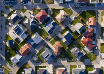 How to Choose a Profitable Neighborhood to Farm