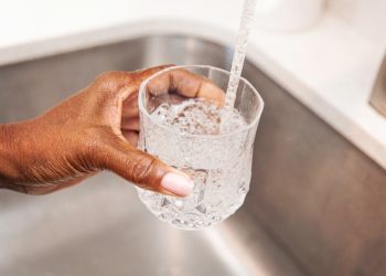 10 Easy Ways to Boost Your Health in Under a Minute