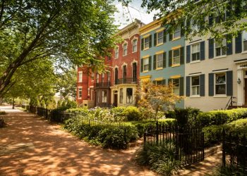 3 Tips to Maximize Space in an Urban Home