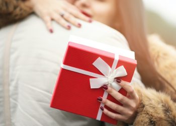 5 Home Gift Ideas for Your Significant Other