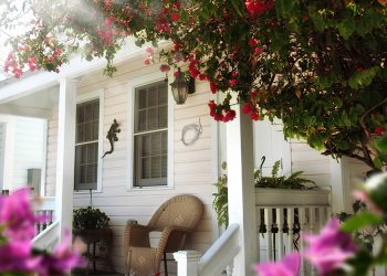 How to Create Colorful Curb Appeal