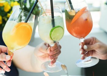 5 Add-ins for Refreshing Summer Drinks