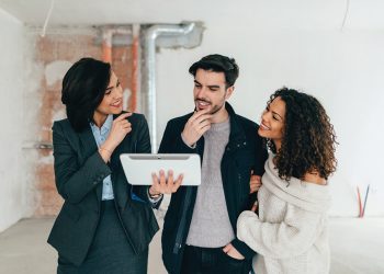 3 Questions to Ask Before You Select a Showing Service