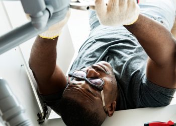 4 Plumbing Projects You Can DIY