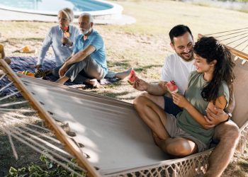 5 Items to Create a Backyard Oasis