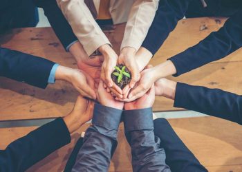 Real Estate Team Leaders and Agents: How to Build a Competitive Advantage