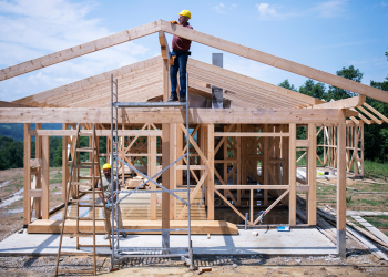 U.S. Labor Market Strengthening, But Construction Jobs Still Low