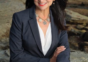 Rosamaria Acu&ntilde;a