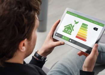 3 Essential Smart Tech Features for an Eco-Friendly Home