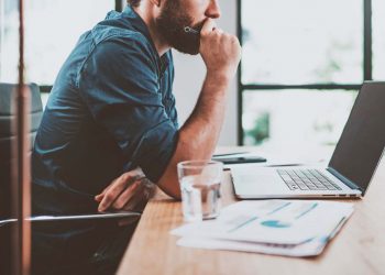 How to Write a Stellar Job Description for Your Next Real Estate Agent